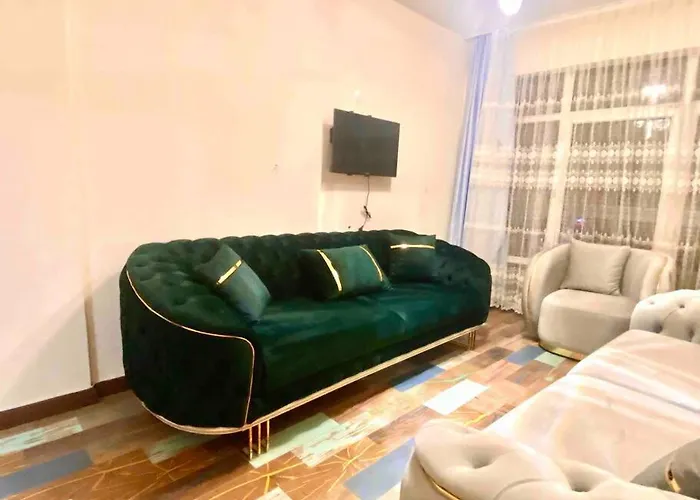 Apartment Licensed ,jazzy Class 3 Bedrooms Homes 100mb Wi-fi *