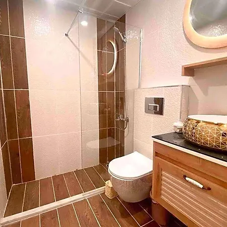 Licensed ,jazzy Class 3 Bedrooms Homes 100mb Wi-fi Daire